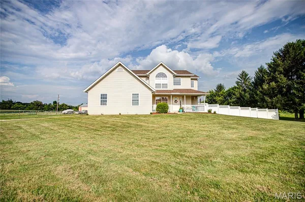 $799,000 | 5878 Eaton Lane, Edwardsville, IL 62025