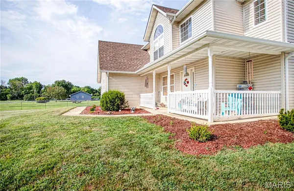 $799,000 | 5878 Eaton Lane, Edwardsville, IL 62025