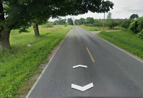 $65,000 | 33600 County Road 215, Bangor, MI 49013