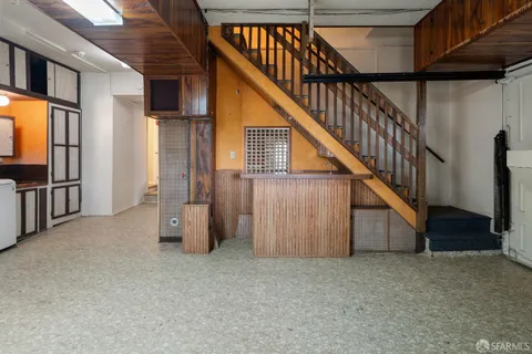 a view of a basket ball ground