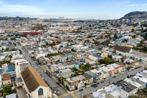 $895,000 | 445 Wayland Street, San Francisco, CA 94134
