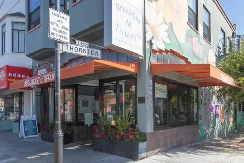 $895,000 | 445 Wayland Street, San Francisco, CA 94134