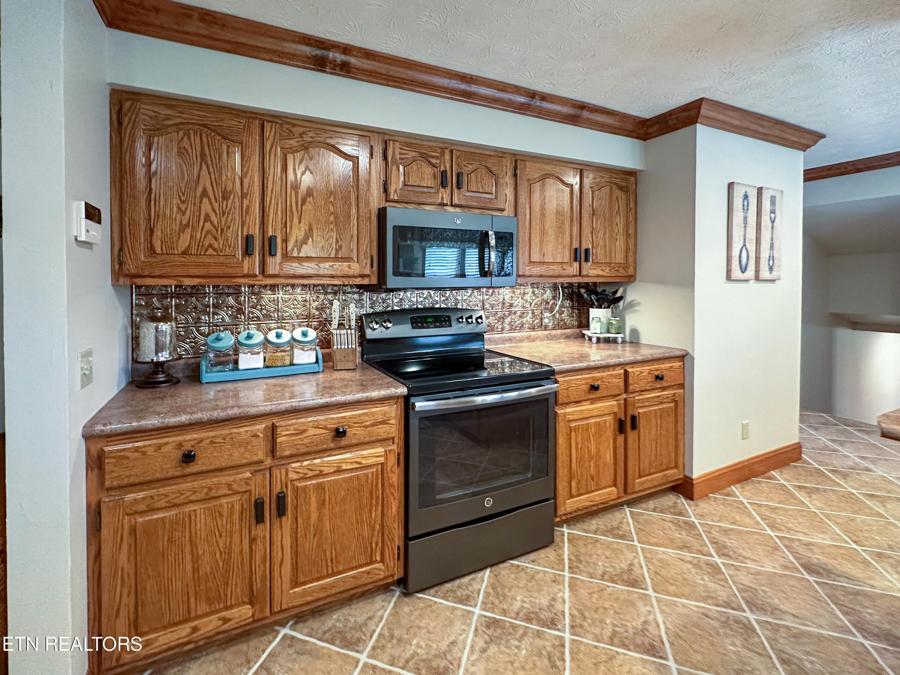 225 Kincaid Road Harrogate, TN 37752 - Photo 48 of 60 225 Kincaid-51