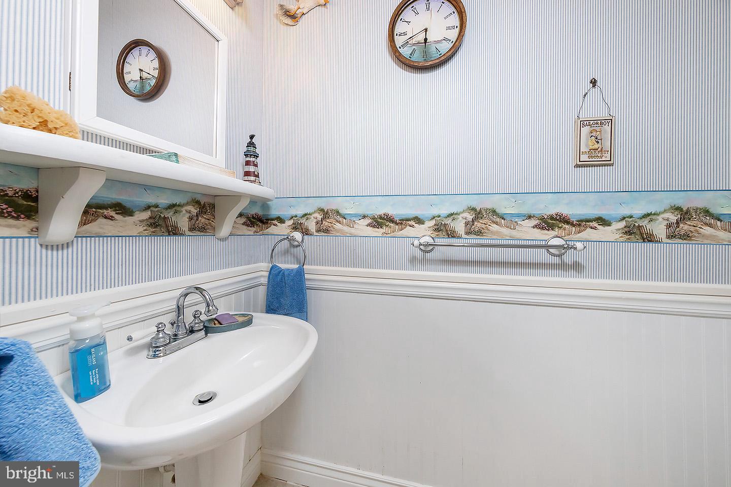 106 Haines Road Mount Laurel, NJ 08054 - Photo 22 of 27 Powder Room