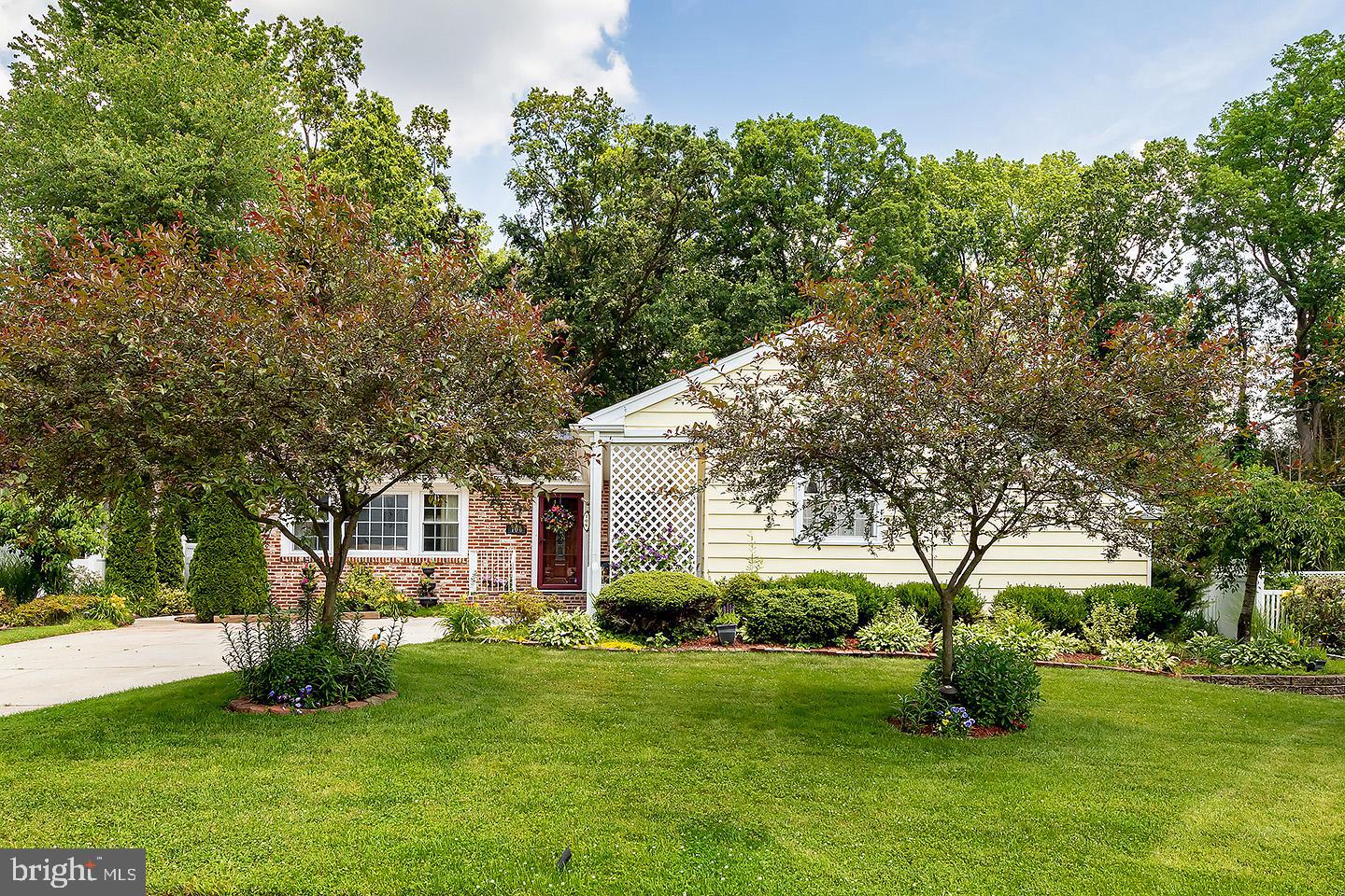 106 Haines Road Mount Laurel, NJ 08054 - Photo 4 of 27 Front Yard
