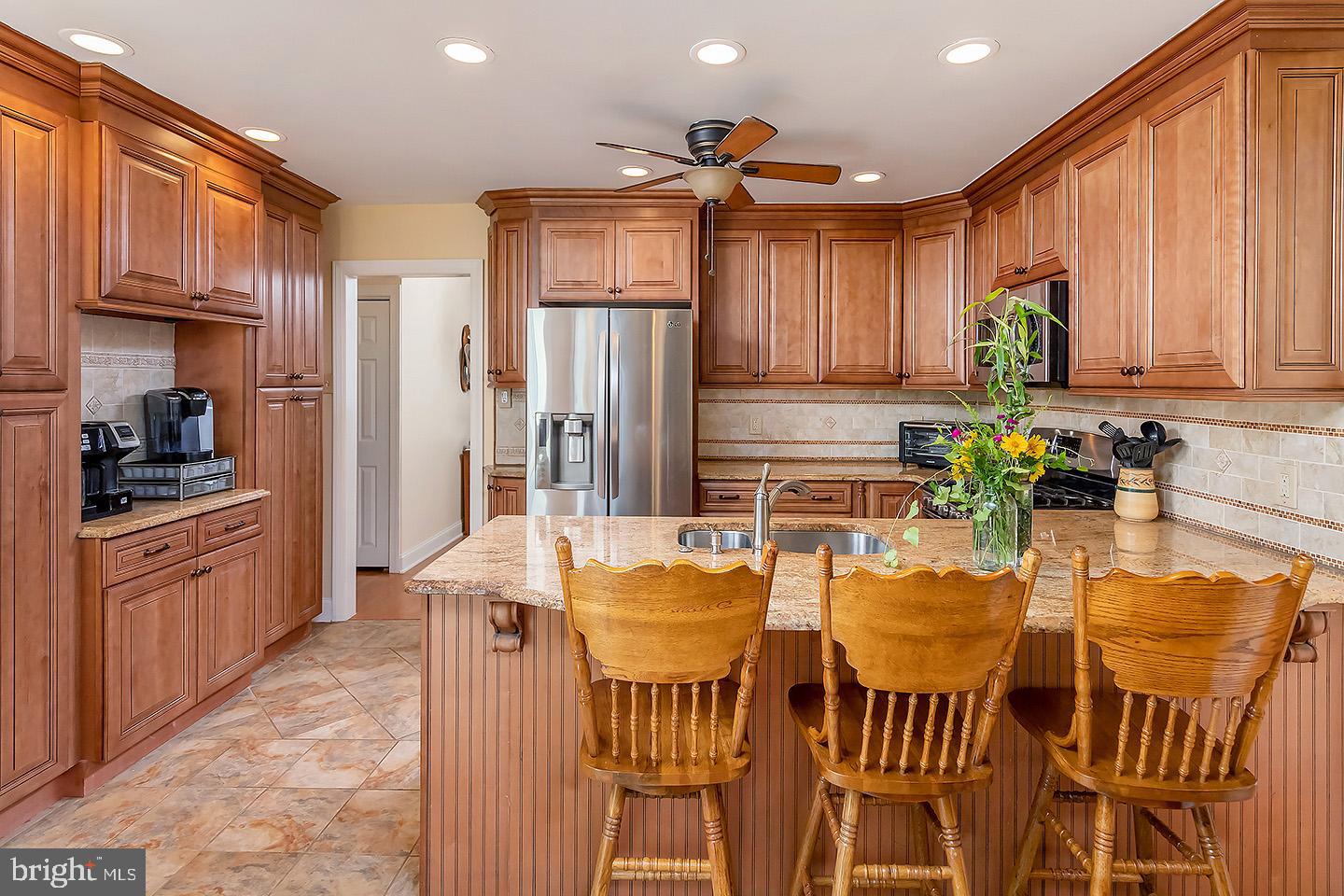 106 Haines Road Mount Laurel, NJ 08054 - Photo 9 of 27 Kitchen