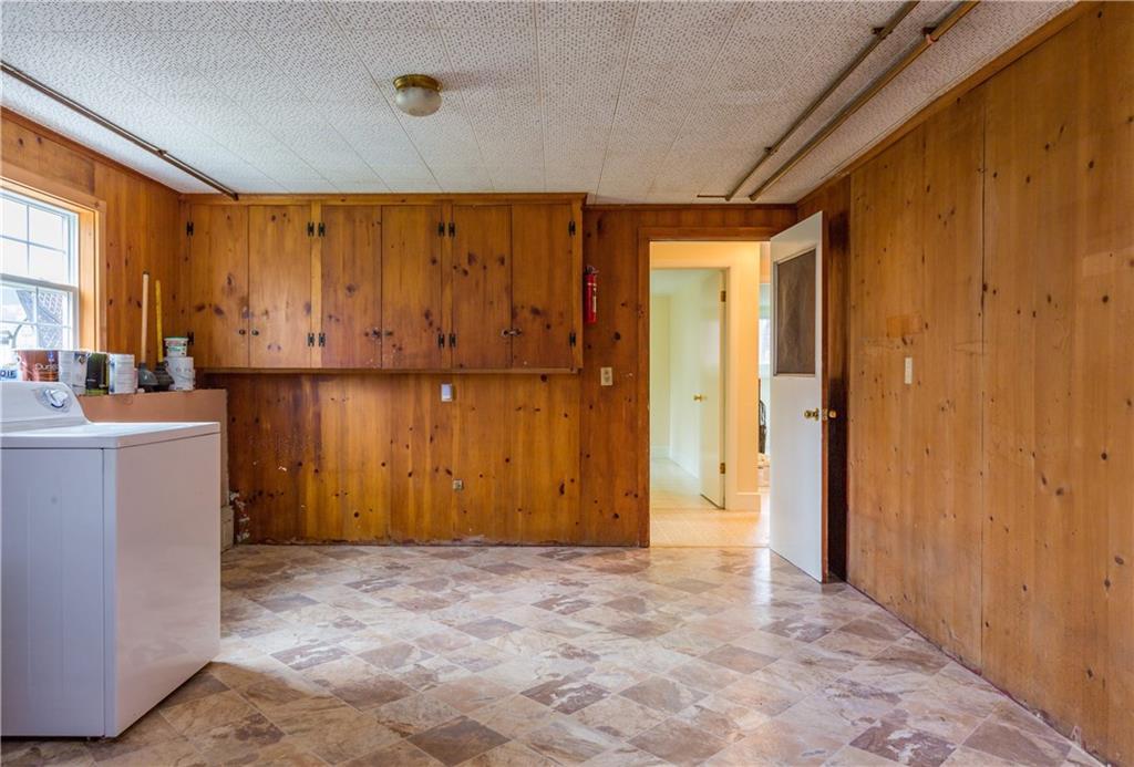 9 Katahdin Road Cape Elizabeth, ME 04107 - Photo 22 of 33 This massive mudroom/laundry room is...
