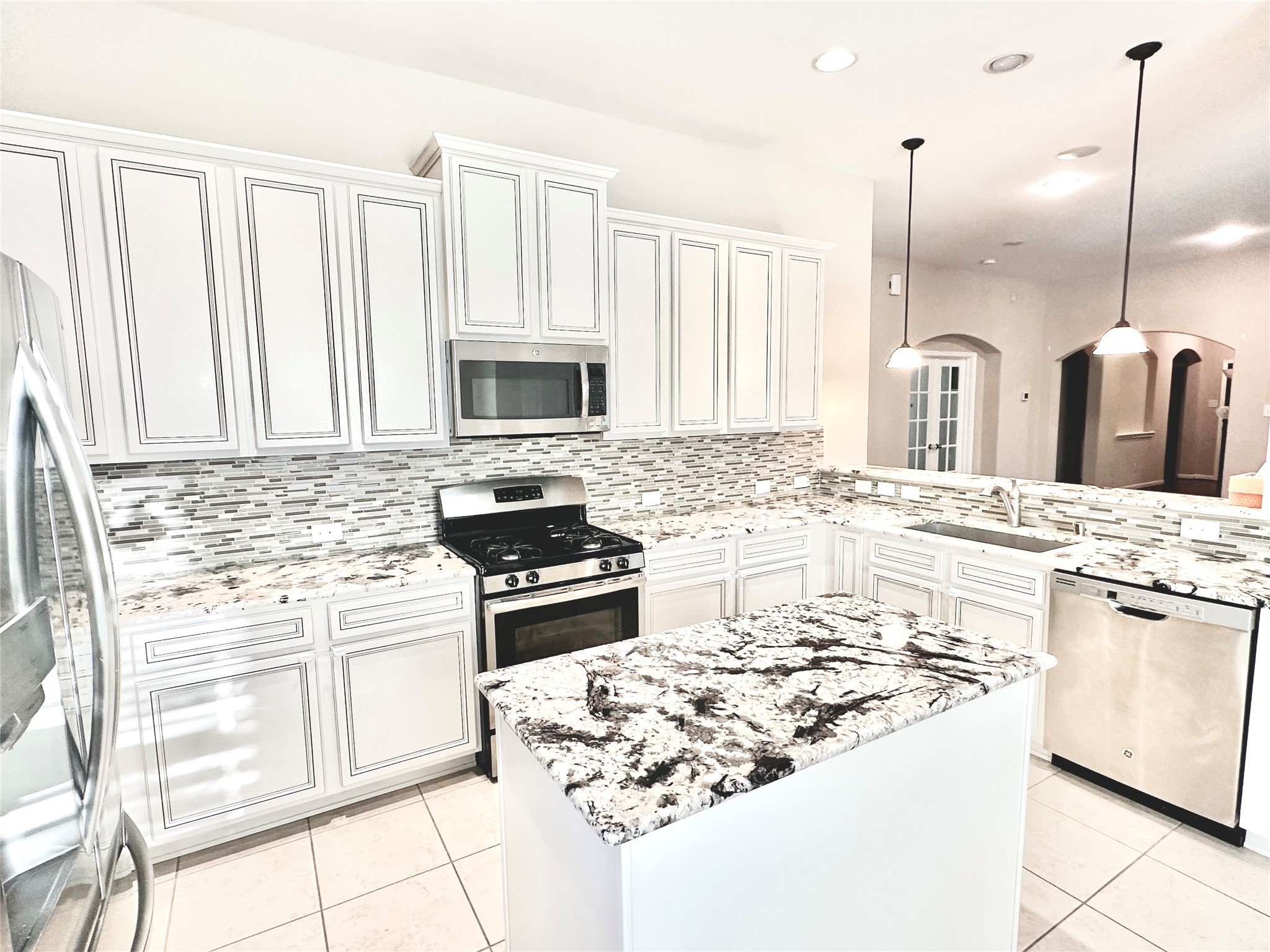 3877 Enchanted Timbers Lane Spring, TX 77386 - Photo 9 of 21