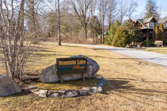 $125,000 | 62 Oscelake Way, Hendersonville, NC 28739