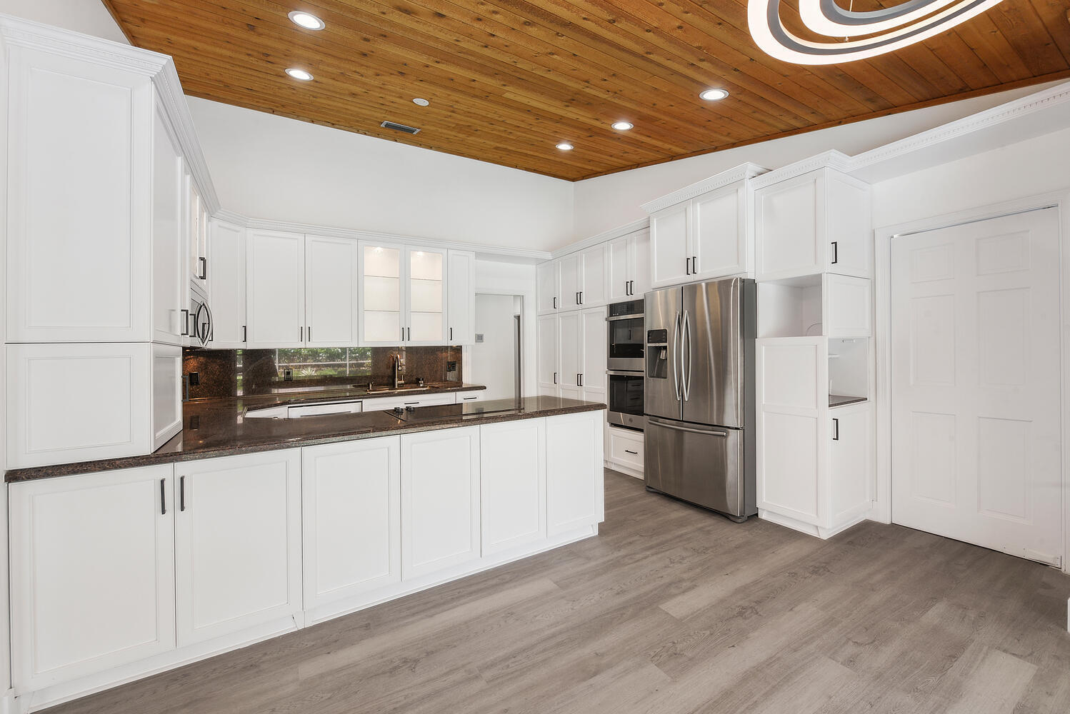 3185 St James Drive Boca Raton, FL 33434 - Photo 11 of 41 15.Kitchen1