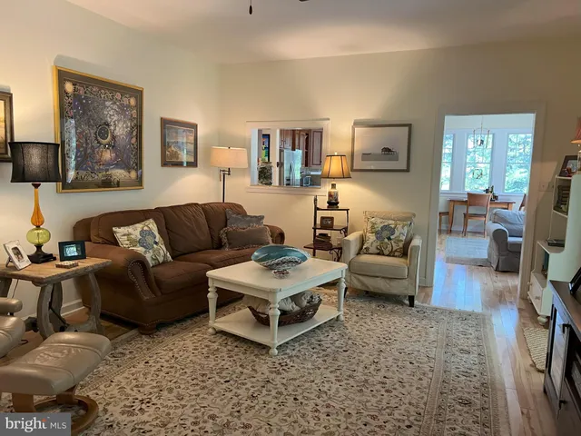 $1,150,000 | 4 South Lake Terrace, Rehoboth Beach, DE 19971