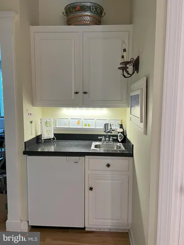 $1,150,000 | 4 South Lake Terrace, Rehoboth Beach, DE 19971