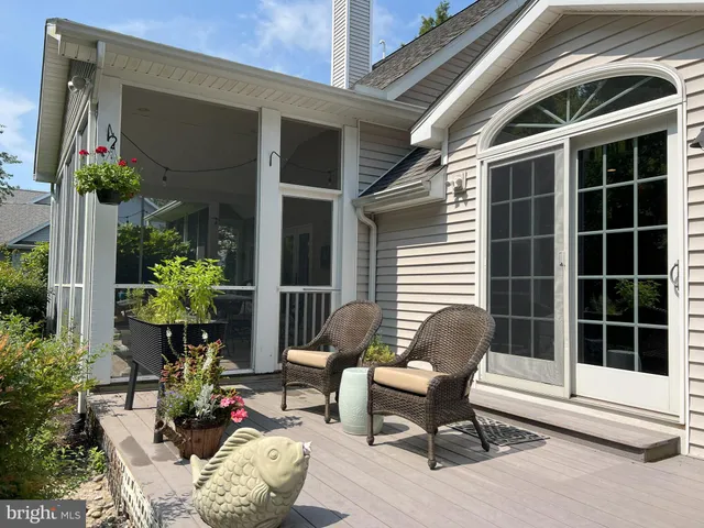 $1,150,000 | 4 South Lake Terrace, Rehoboth Beach, DE 19971