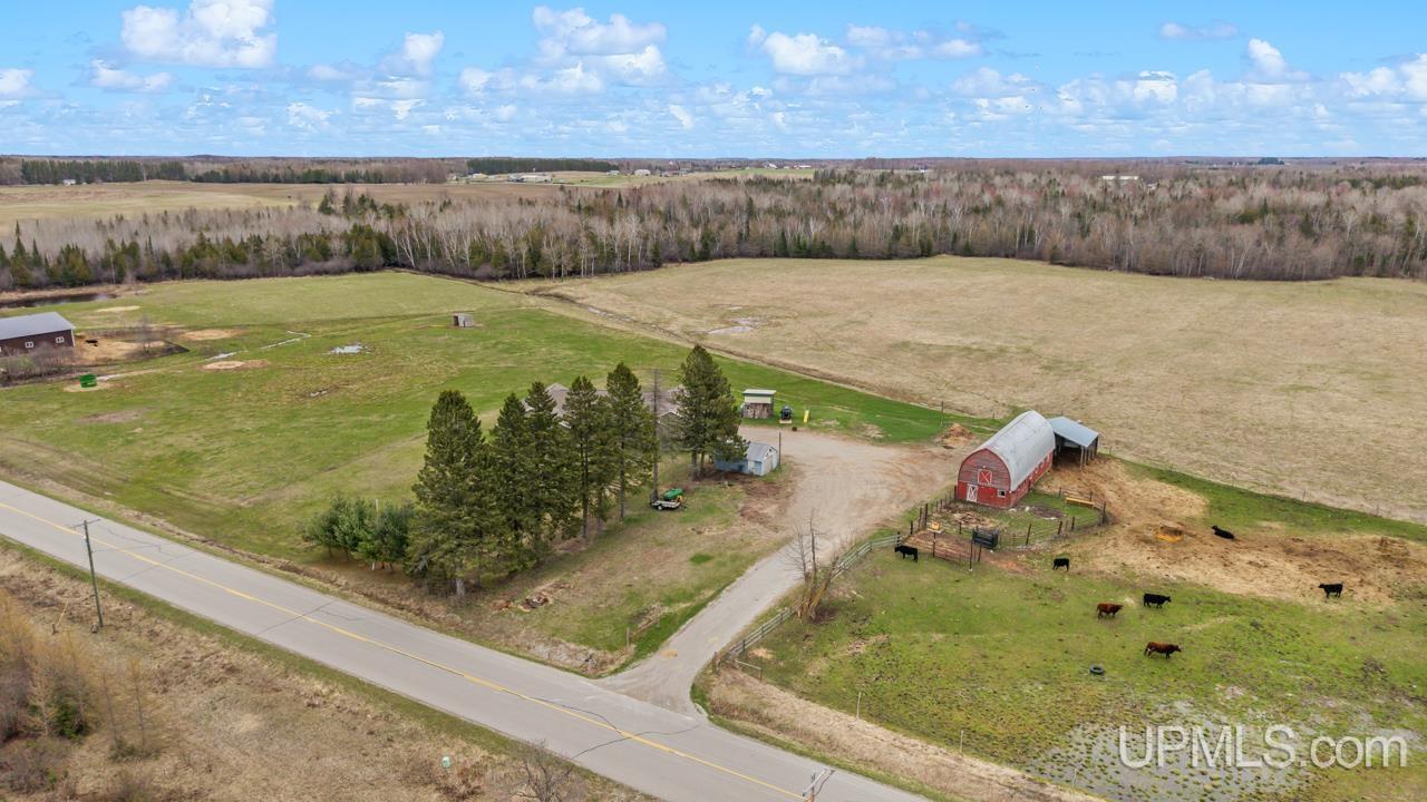 6230 East 5th Road Bark River, MI 49807 - Photo 39 of 48