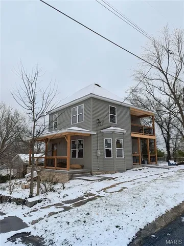 $234,000 | 121 South 5th Street, De Soto, MO 63020