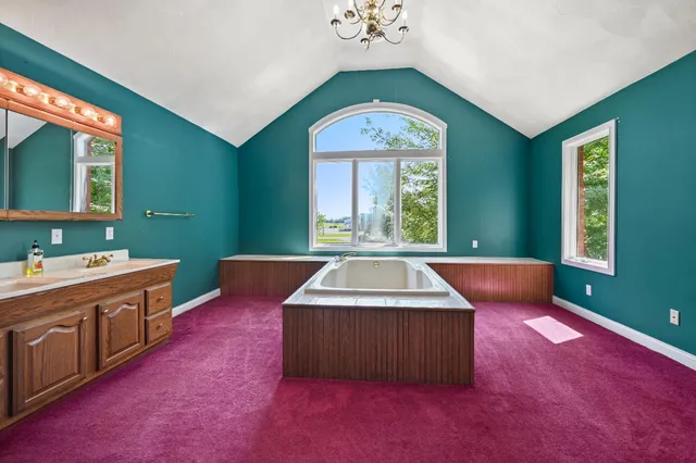 $625,000 | 5783 Highway 46, Batesville, IN 47006