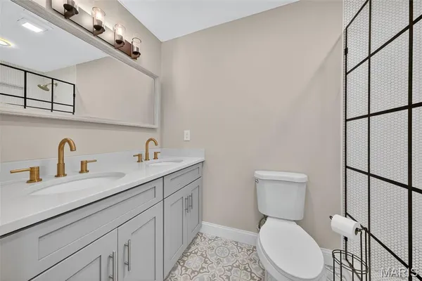 $479,950 | 107 Falmouth Drive, Ballwin, MO 63011
