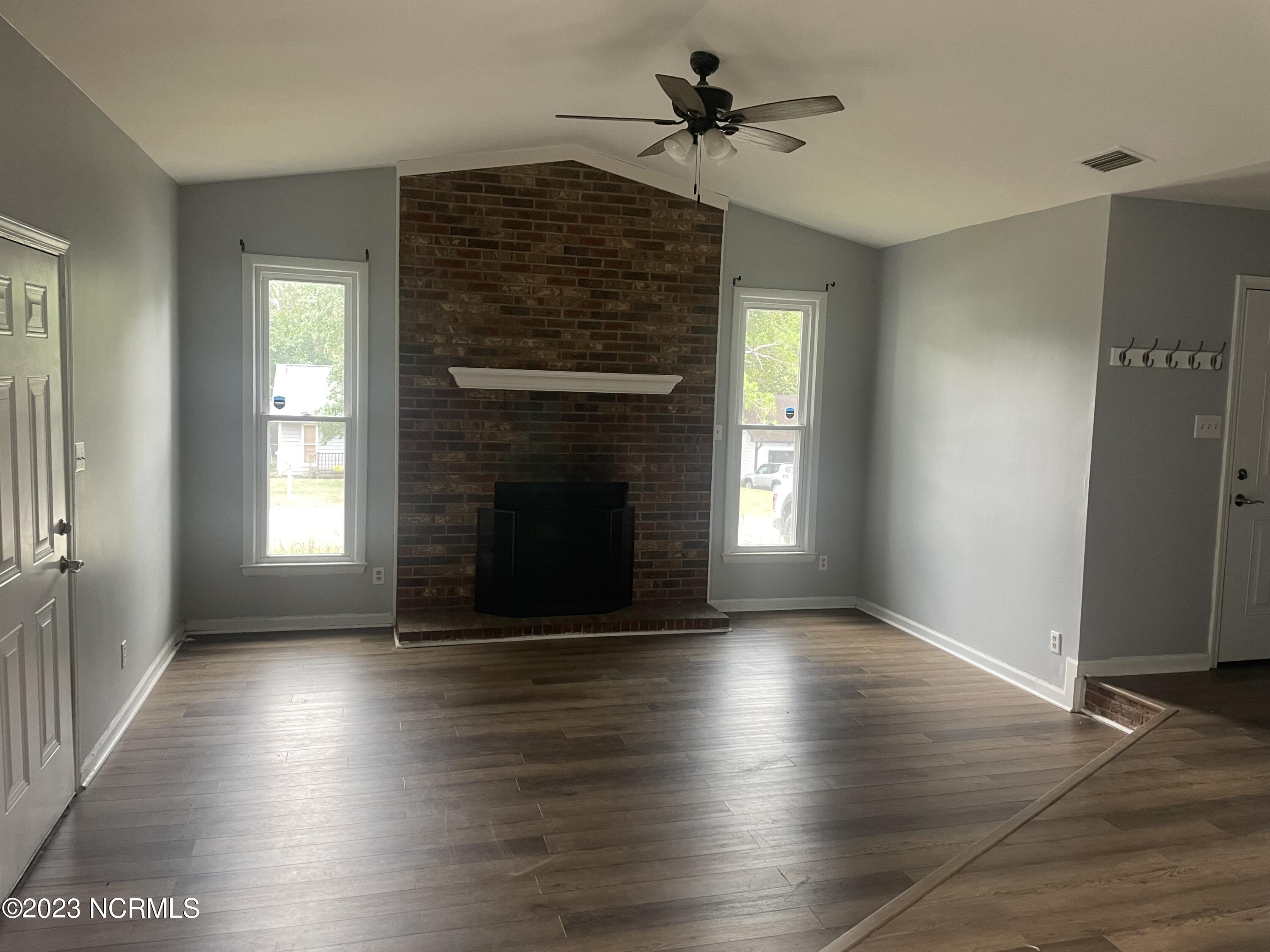 3337 Red Fox Road Spring Lake, NC 28390 - Photo 6 of 11