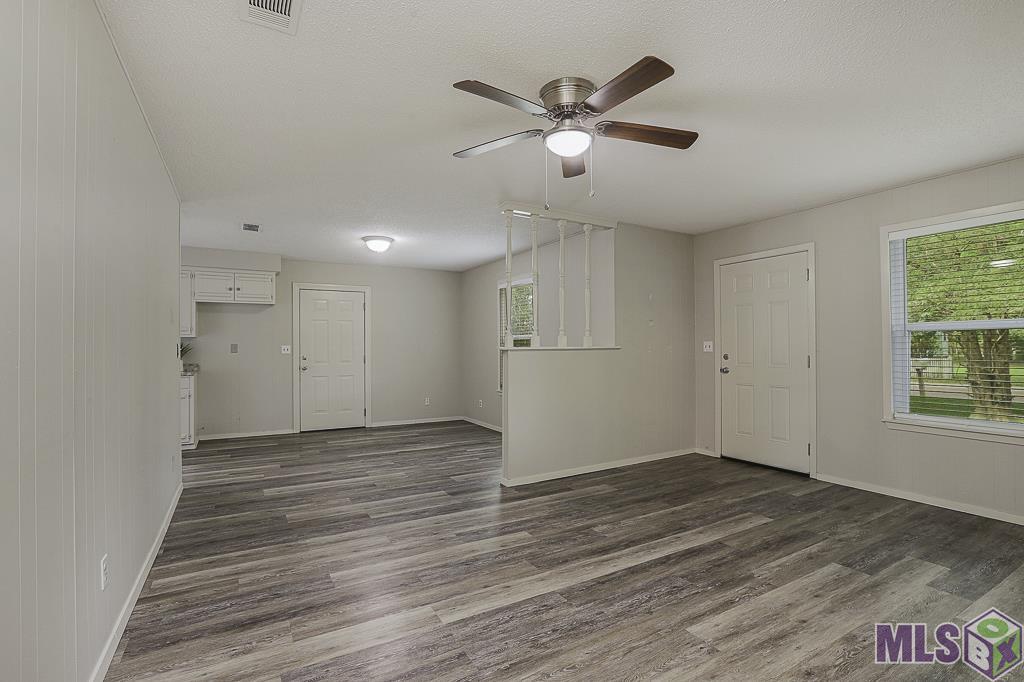 36128 Caraway Road Denham Springs, LA 70706 - Photo 8 of 32