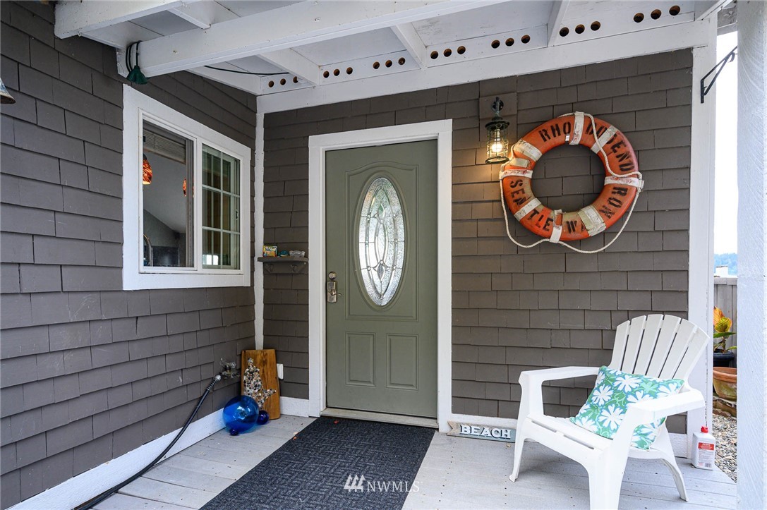 13903 Southwest Pohl Road Vashon, WA 98070 - Photo 1 of 31
