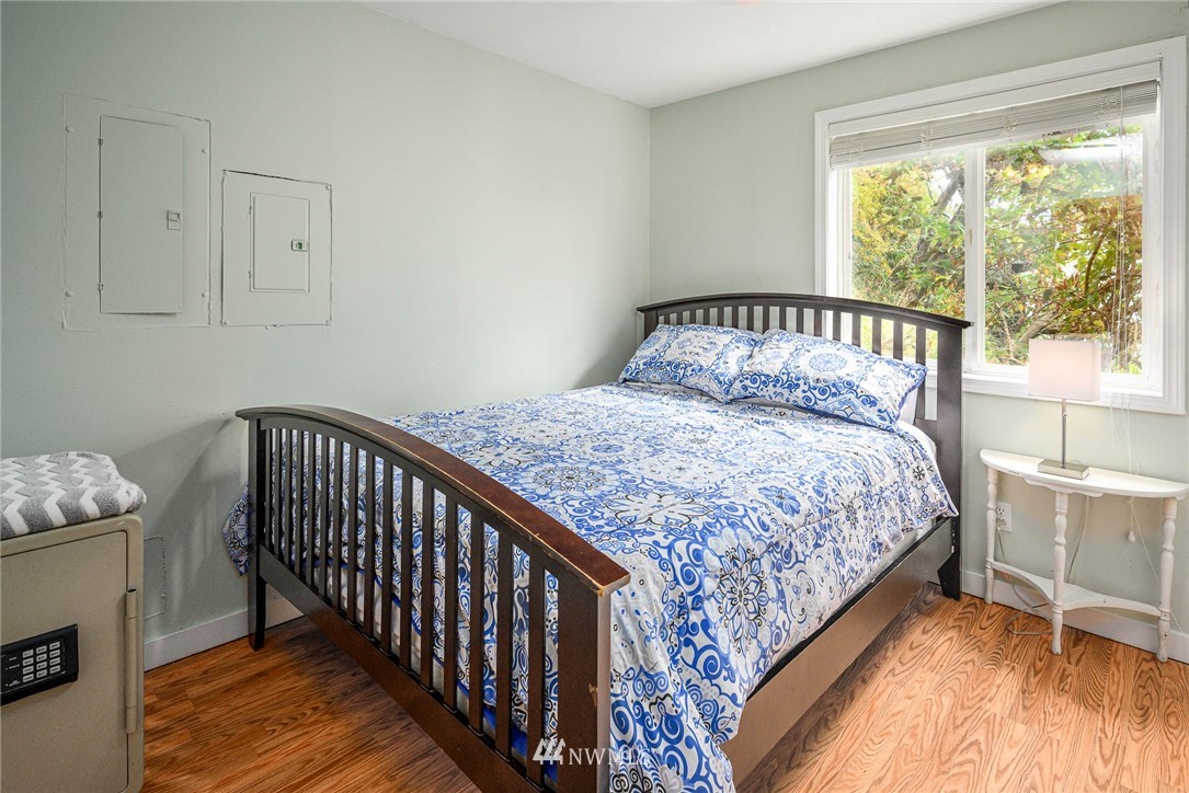 13903 Southwest Pohl Road Vashon, WA 98070 - Photo 13 of 31