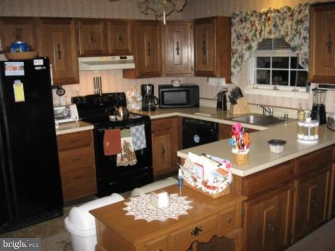 8181 Silo Road Severn, MD 21144 - Photo 4 of 7 Kitchen
