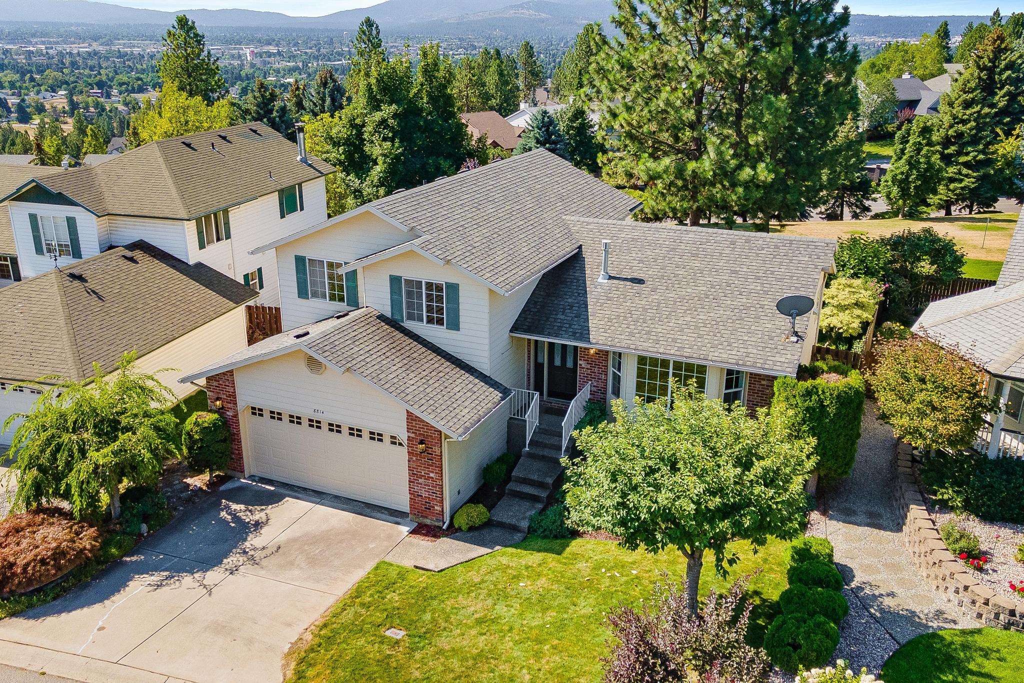 8814 East Parkside Lane, Spokane, WA 99217 Compass