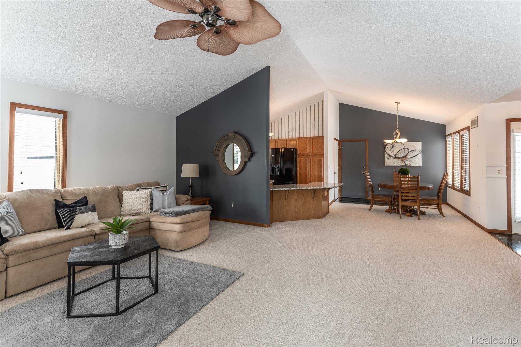 2860 Ranieri Drive Troy, MI 48085 - Photo 26 of 58 DSC_5971.jpg