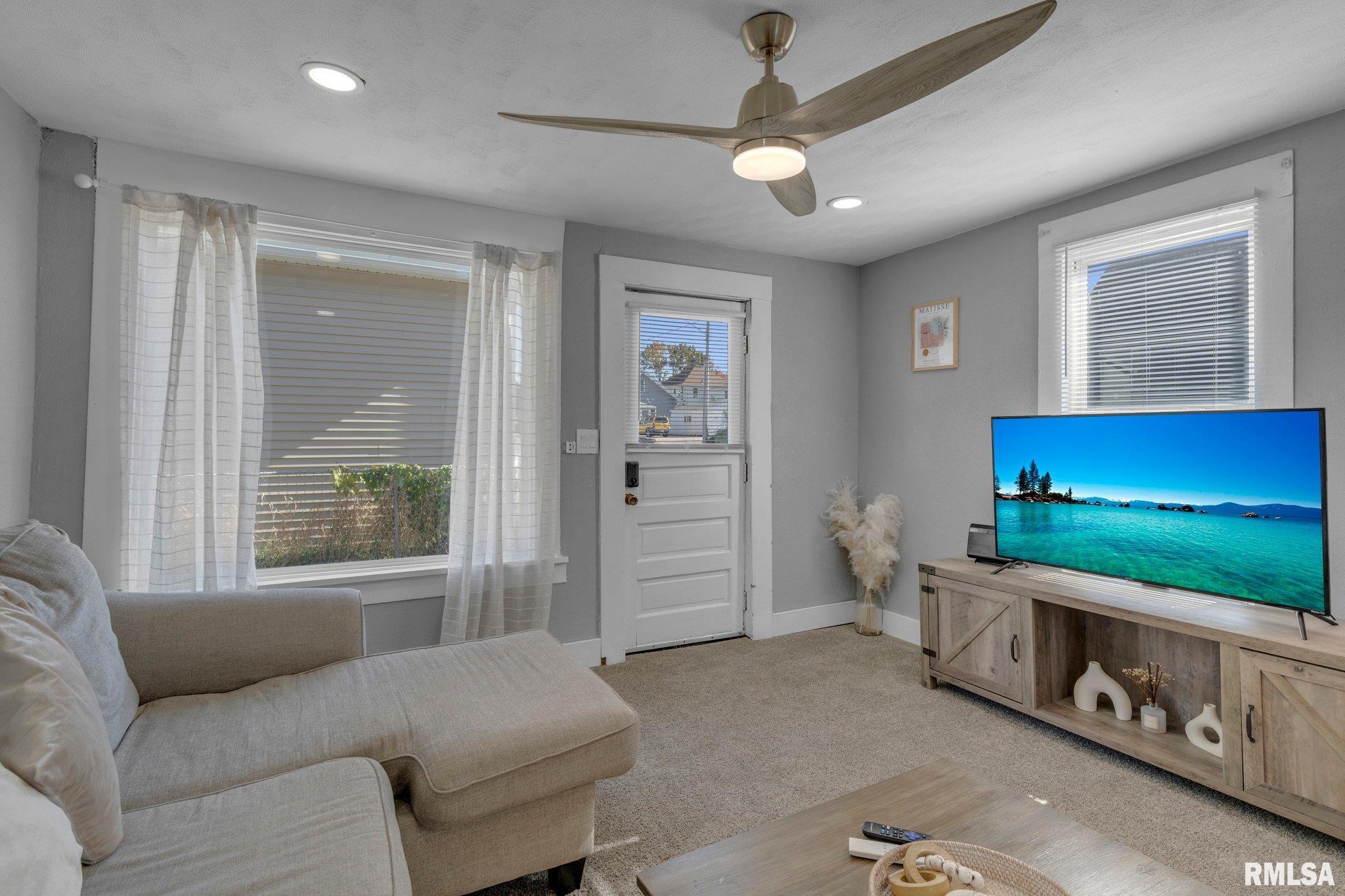 1011 19th Avenue Moline, IL 61265 - Photo 18 of 25