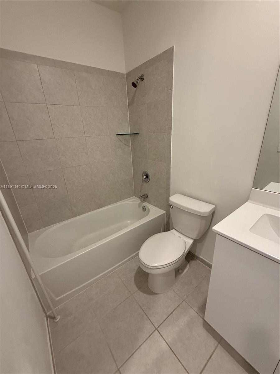 1021 Southeast 27th Street, Unit 1021 Homestead, FL 33035 - Photo 13 of 26