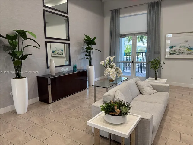 $2,550 | 1021 Southeast 27th Street, Unit 1021, Homestead, FL 33035