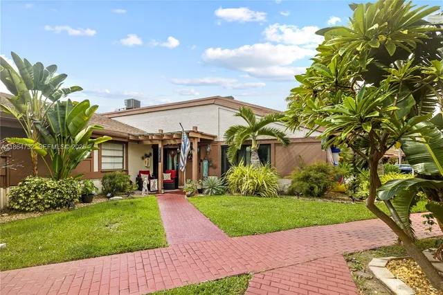 $648,800 | 2731 Parkview Drive South, Hallandale Beach, FL 33009