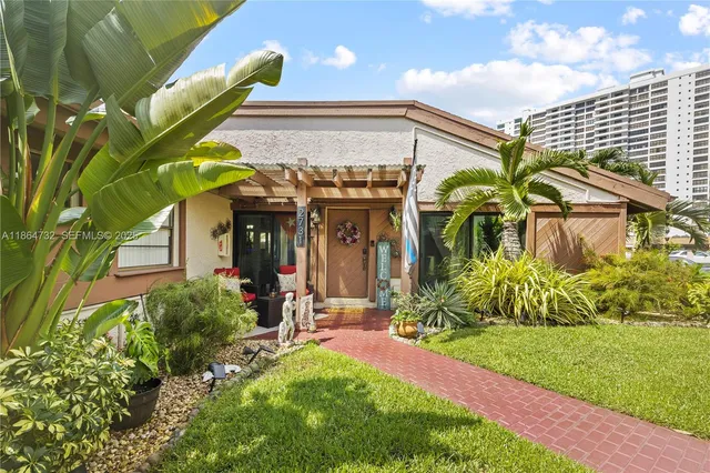 $648,800 | 2731 Parkview Drive South, Hallandale Beach, FL 33009