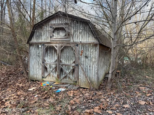 $28,500 | 2143 Carter Street, Big Stone Gap, VA 24219