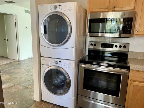 $1,595 | 5203 North 24th Street, Unit 102, Phoenix, AZ 85016