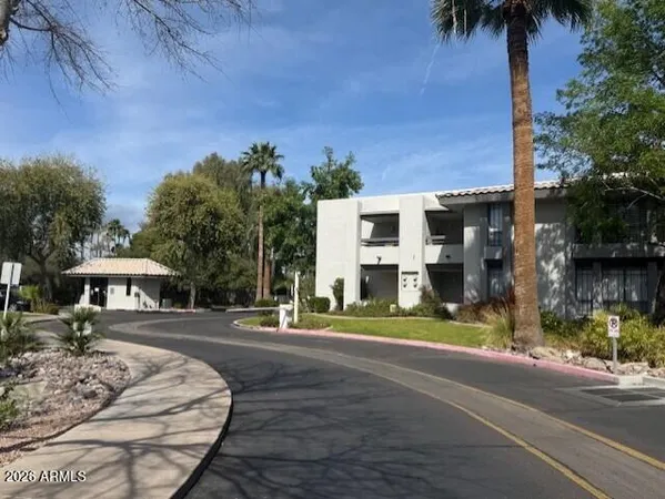 $1,595 | 5203 North 24th Street, Unit 102, Phoenix, AZ 85016