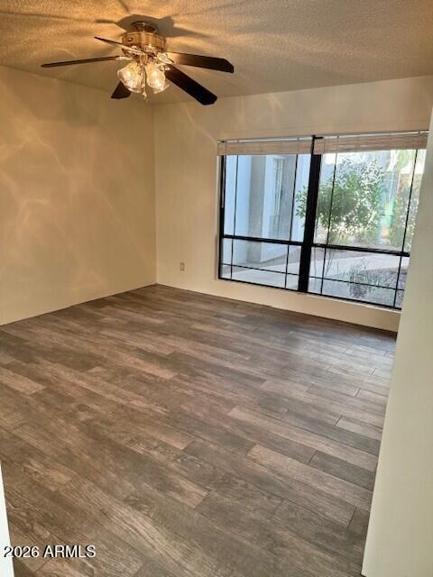 5203 North 24th Street, Unit 102 Phoenix, AZ 85016 - Photo 5 of 12 a view of an empty room with a window