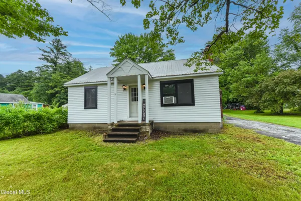 $240,000 | 54 East River Drive, Lake Luzerne, NY 12846