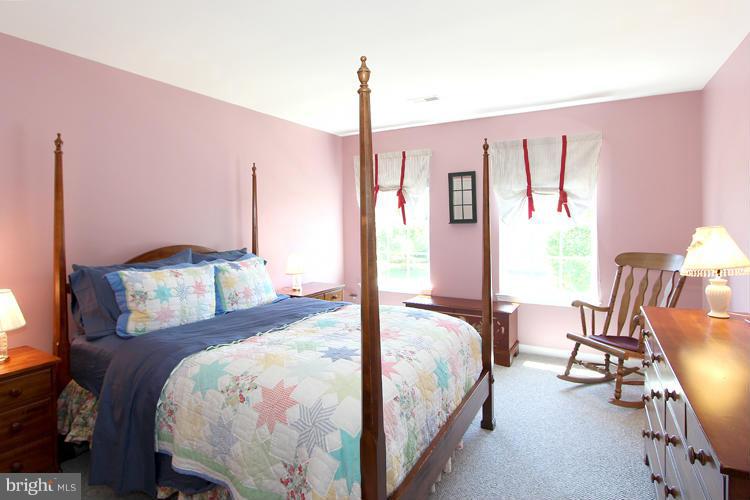 14207 Autumn Gold Road Boyds, MD 20841 - Photo 17 of 30 Bedroom