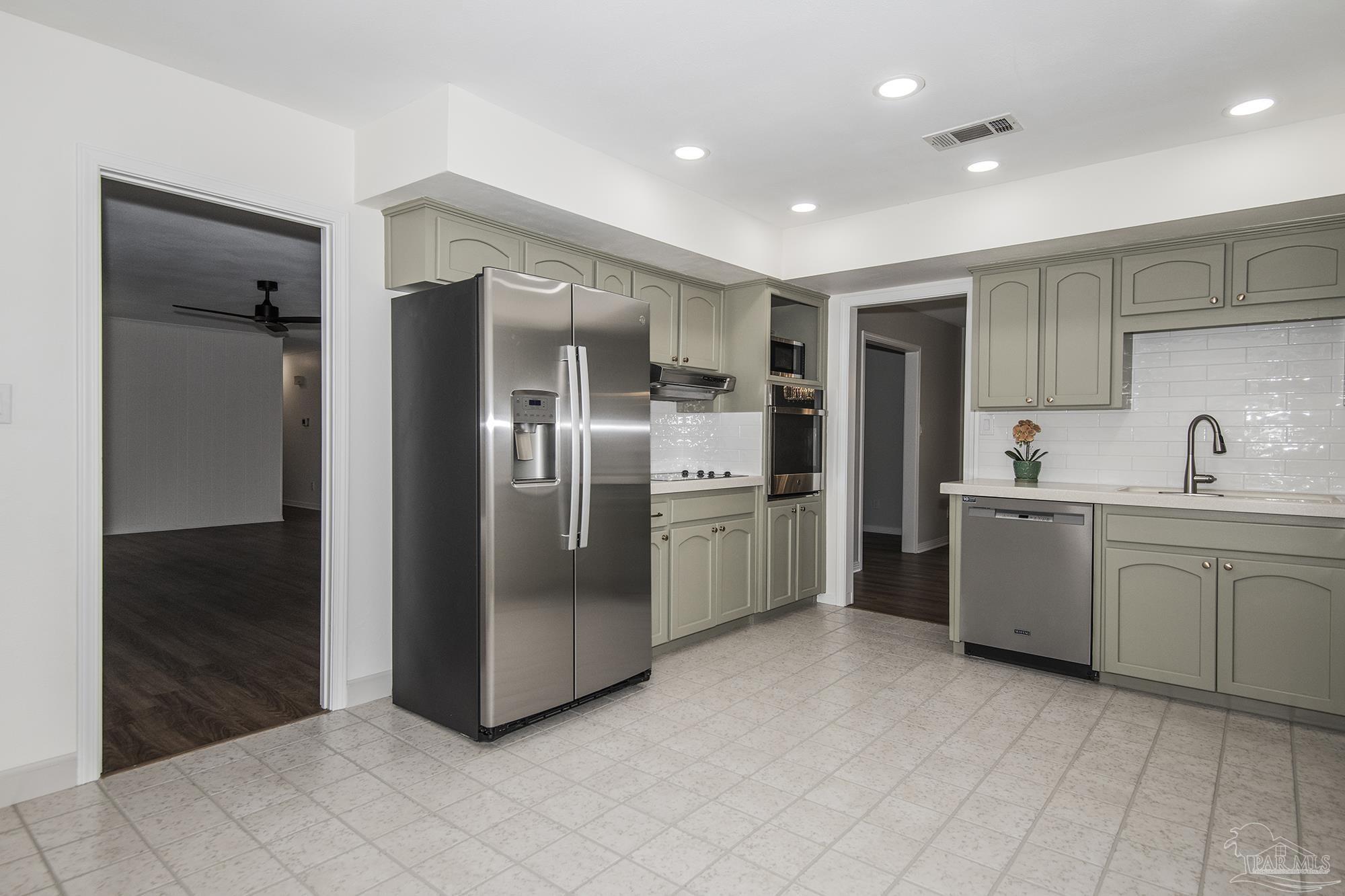 4310 Cheltenham Circle Pensacola, FL 32514 - Photo 20 of 62