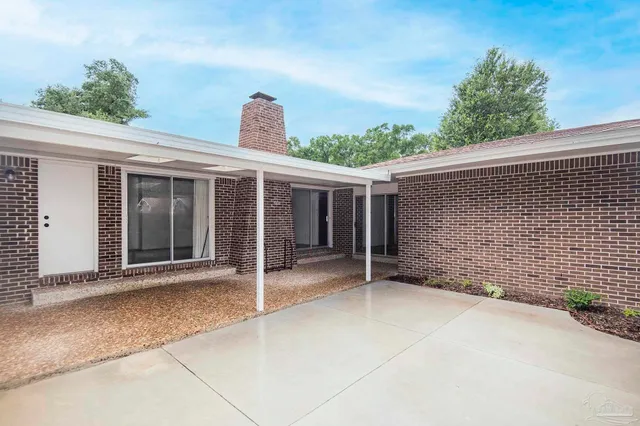 $425,000 | 4310 Cheltenham Circle, Pensacola, FL 32514