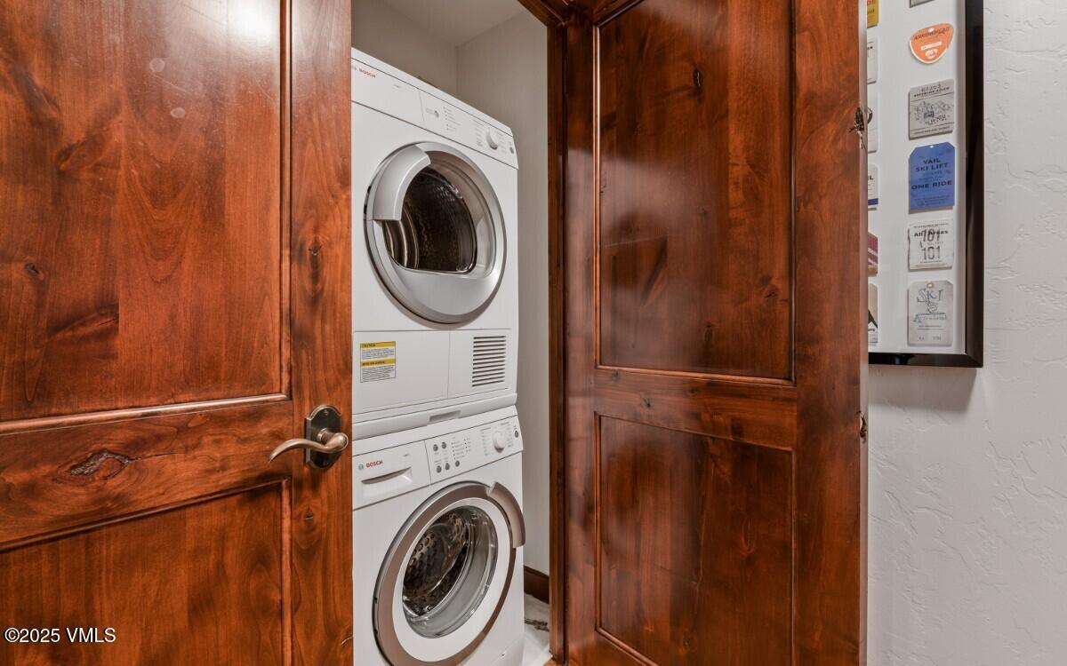 100 Bachelor Ridge Road, Unit 3508/09 Avon, CO 81620 - Photo 13 of 33 a close up view of a washer and dryer