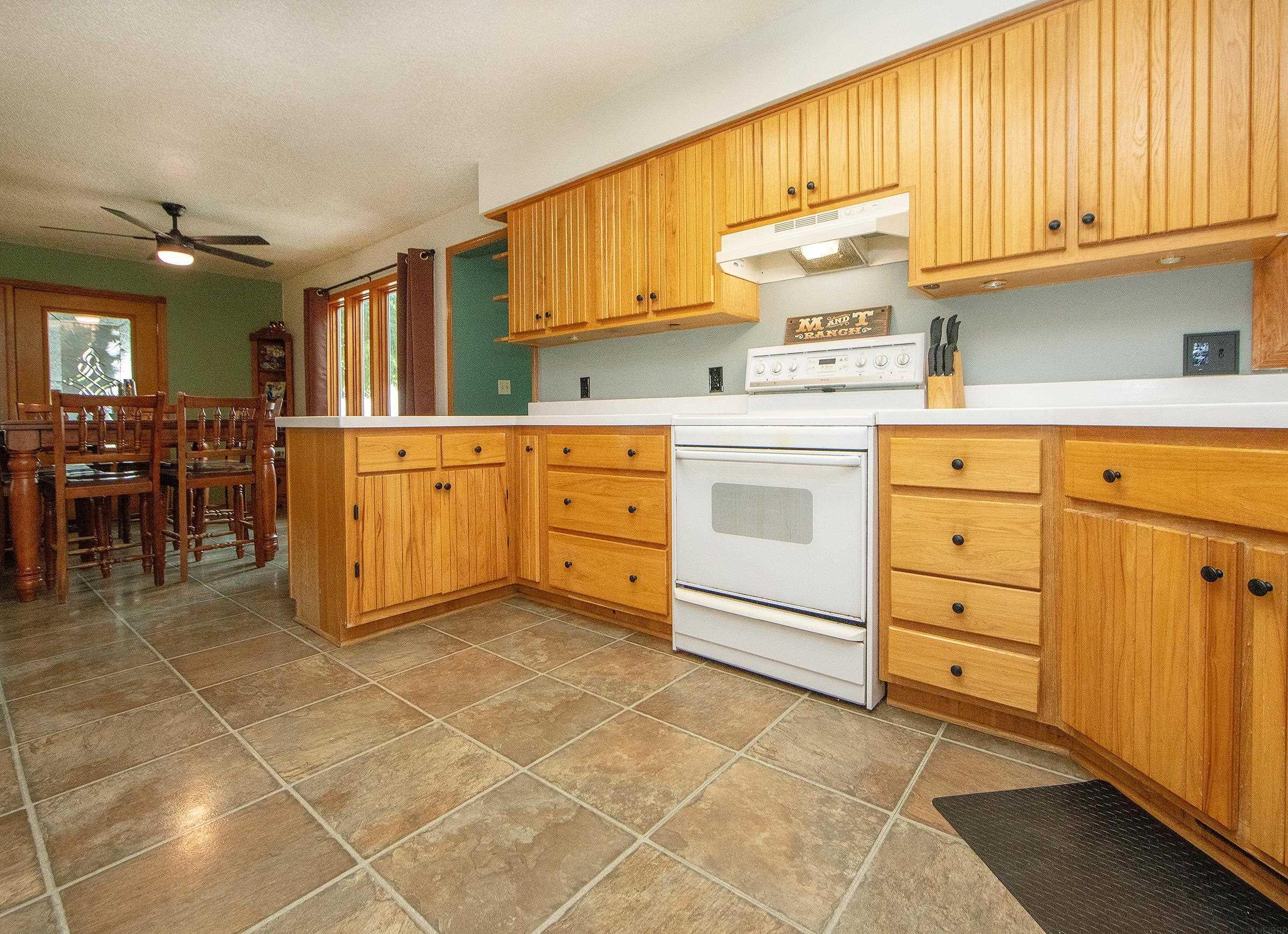 817 North Vernon Conrad, IA 50621 - Photo 4 of 27 Gallery Image 4