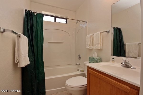 2730 East Cambridge Avenue Phoenix, AZ 85008 - Photo 22 of 22 Hall Bathroom