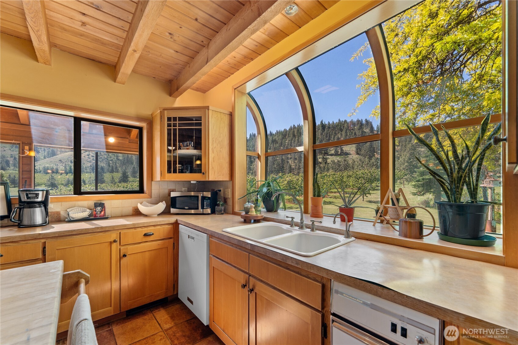 712 Moonlit Lane Wenatchee, WA 98801 - Photo 13 of 40