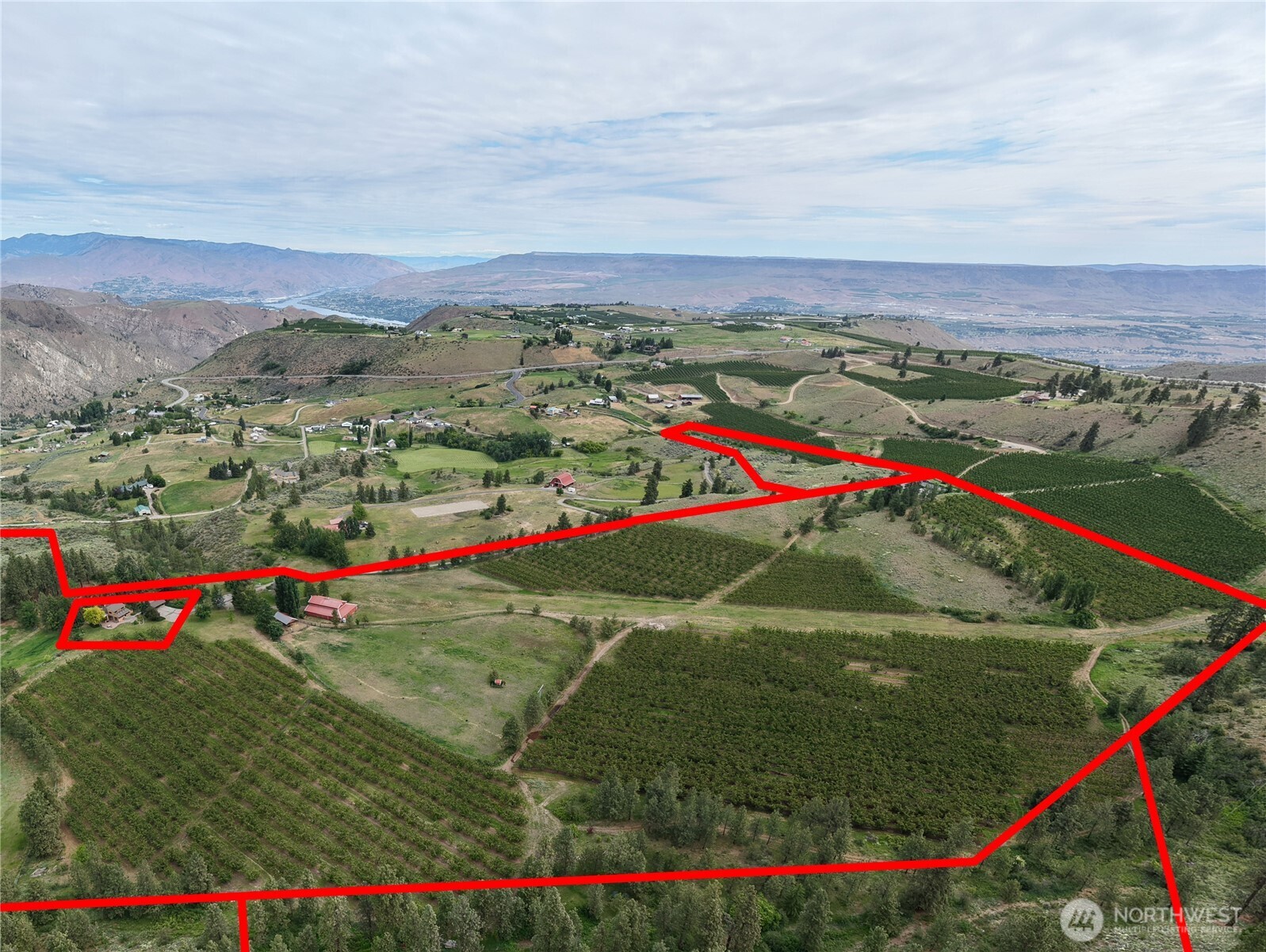 712 Moonlit Lane Wenatchee, WA 98801 - Photo 7 of 40