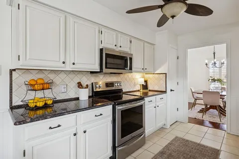 $375,000 | 2000 Espinosa Drive, Carrollton, TX 75010