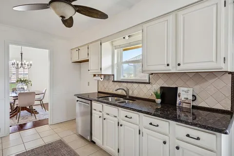 $375,000 | 2000 Espinosa Drive, Carrollton, TX 75010