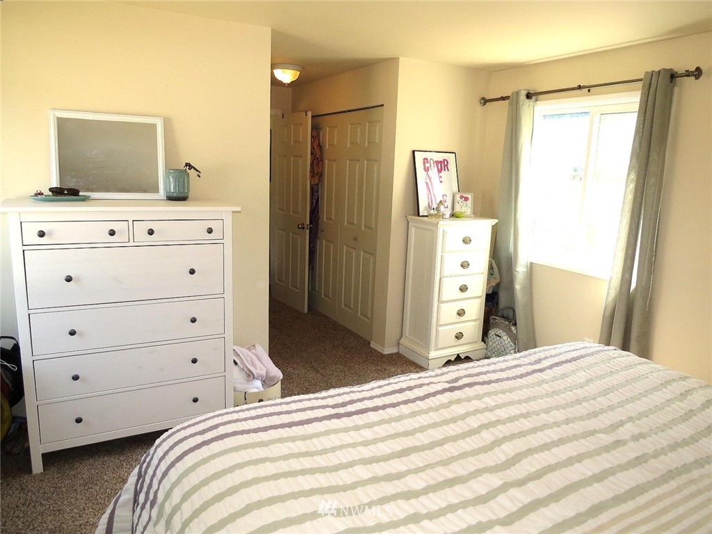 8406 John Dower Road Southwest Lakewood, WA 98499 - Photo 13 of 25 Gallery Image 13
