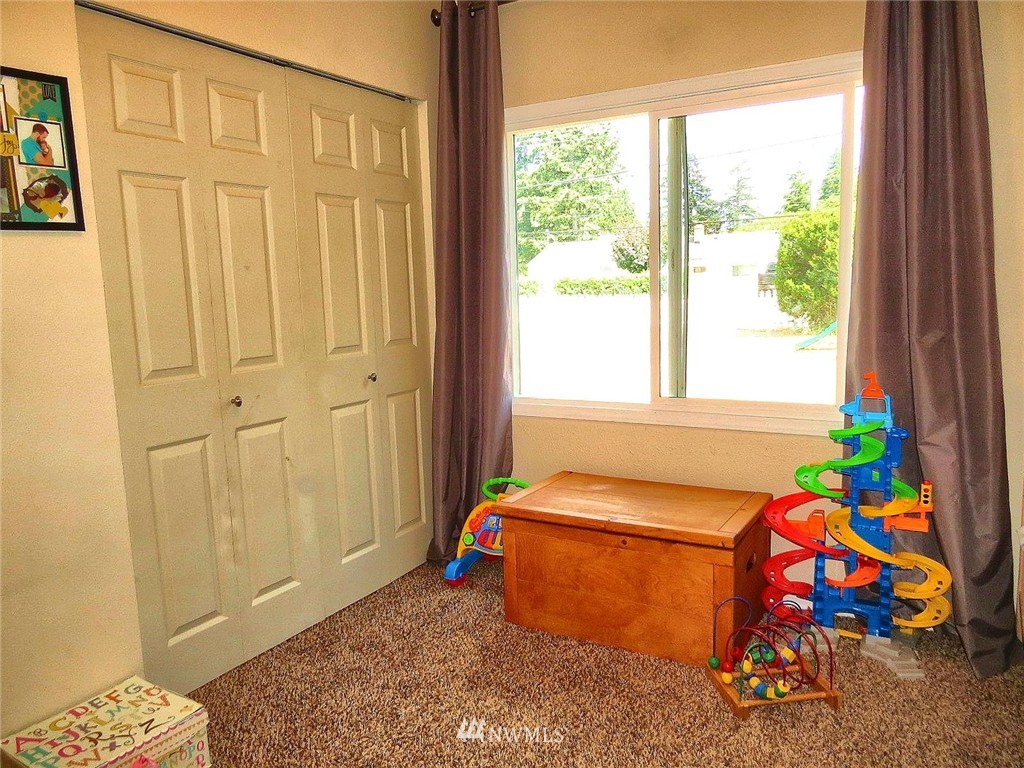 8406 John Dower Road Southwest Lakewood, WA 98499 - Photo 15 of 25 Gallery Image 15